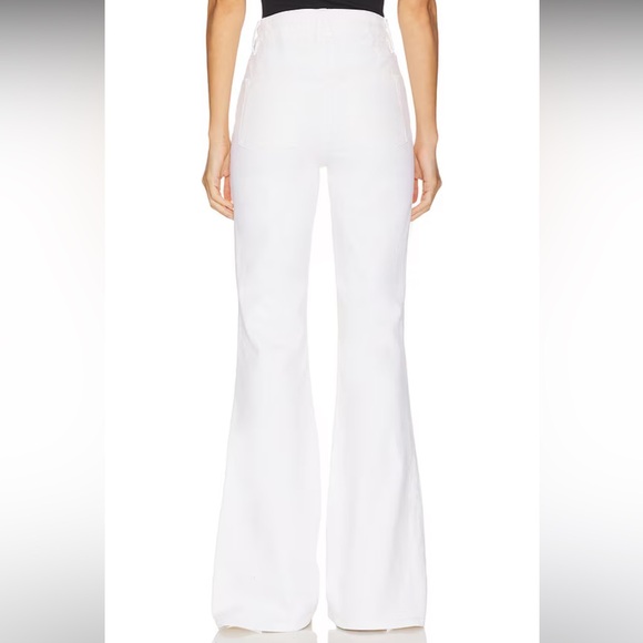 NWT Good American Good Legs Flare Jeans in White001 - Picture 3 of 16